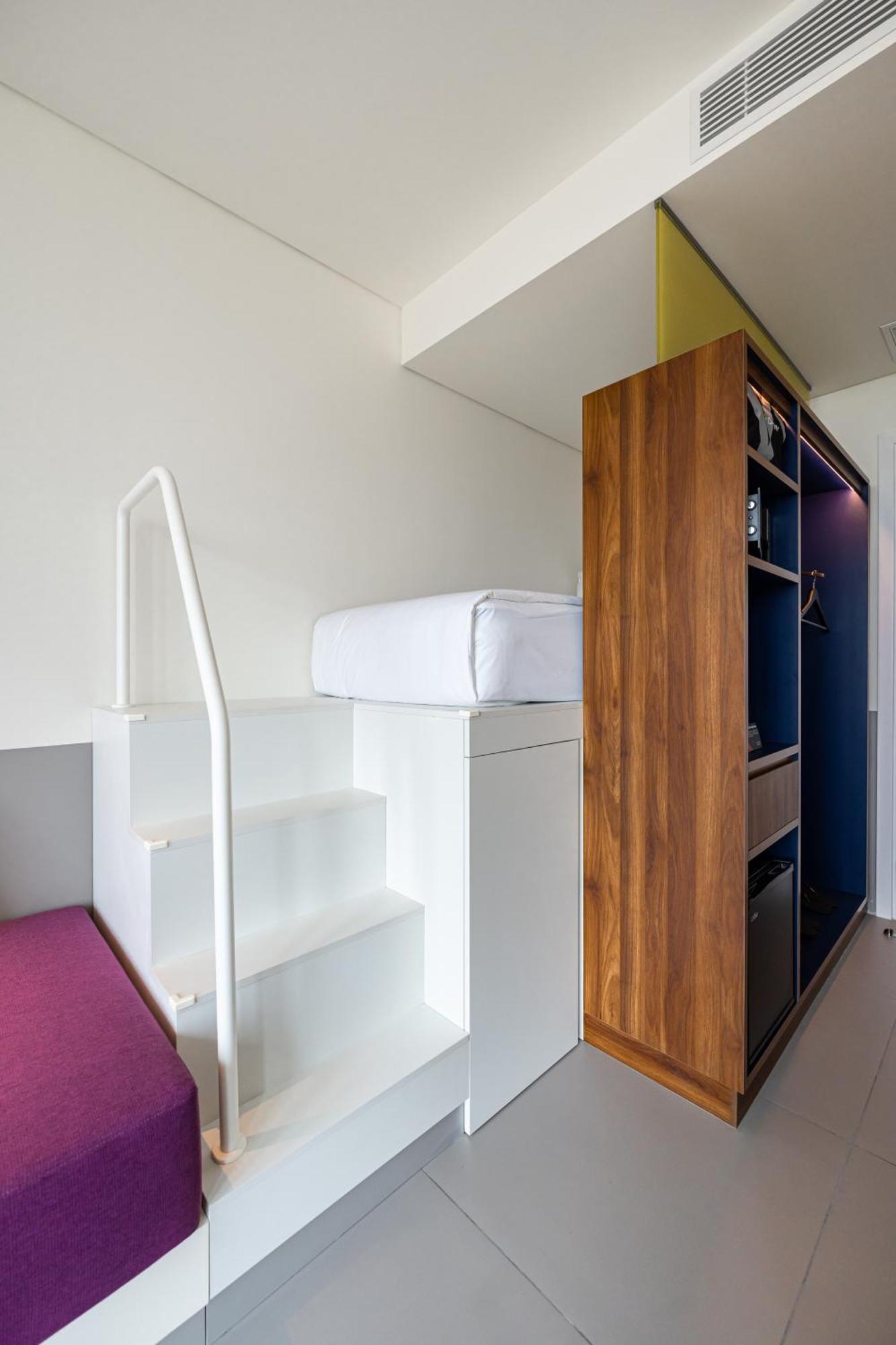 Wink Hotel Tuy Hoa Beach - 24Hrs Stay & Rooftop Pool Bar Экстерьер фото